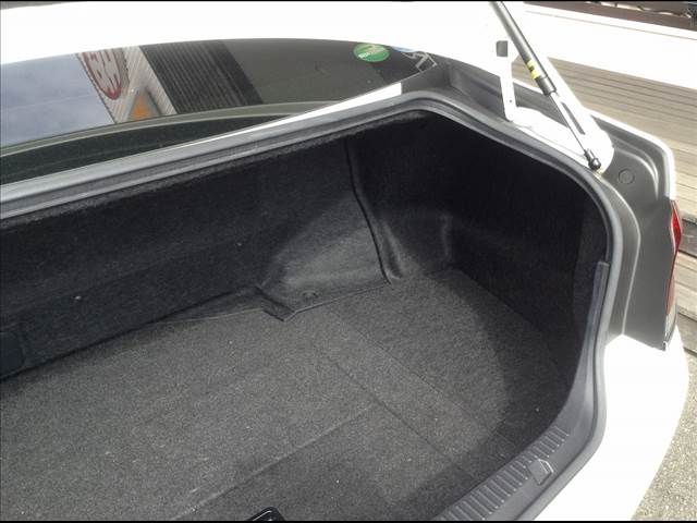Toyota CROWN SEDAN 2015-05 9081-10