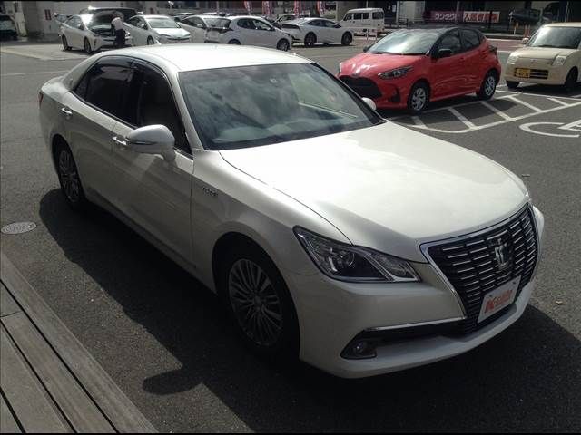 Toyota CROWN SEDAN 2015-05 9081-3