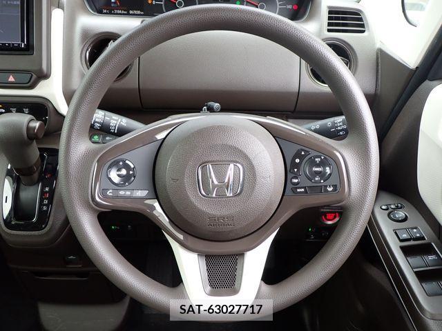 Honda N BOX 2021-05 337137-12
