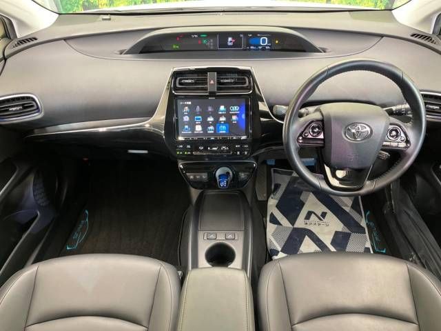 Toyota PRIUS 2019-06 194314-1