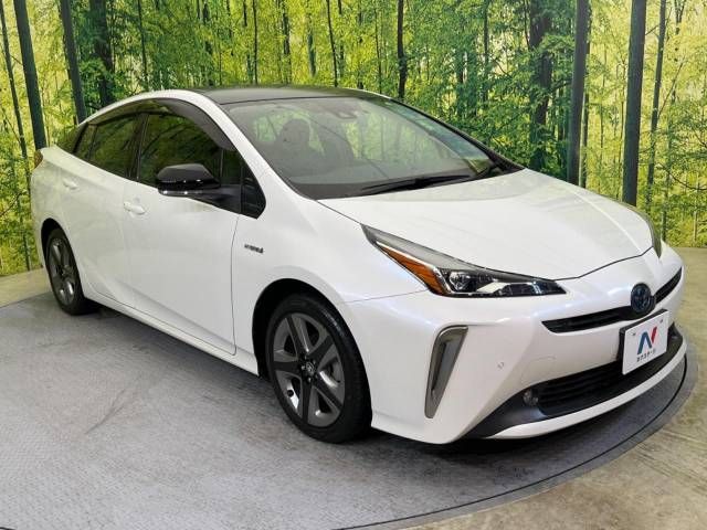 Toyota PRIUS 2019-06 194314-16
