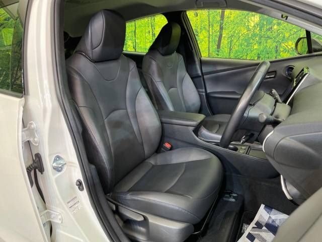 Toyota PRIUS 2019-06 194314-8