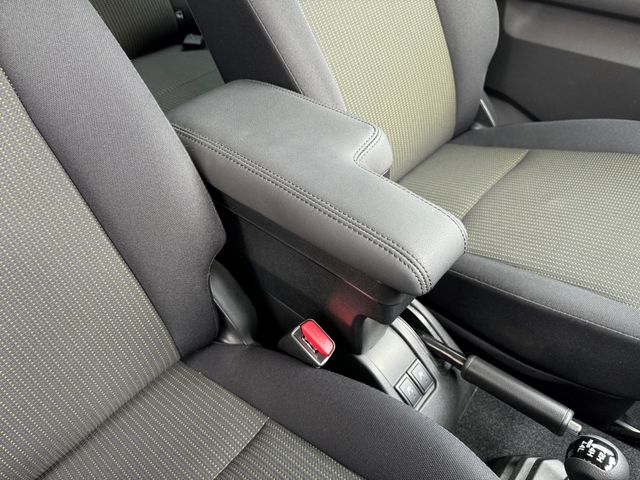 Suzuki JIMNY SIERRA 2022-12 27948-21