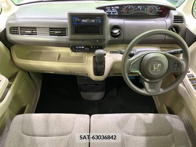Honda N BOX 2019-10 379838-1