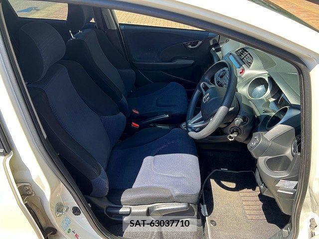 Honda FIT 2010-03 270231-3