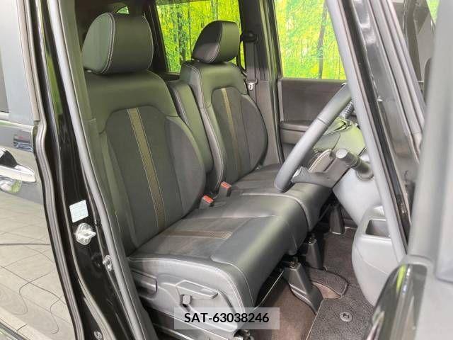 Honda N BOX CUSTOM 2018-06 233675-8