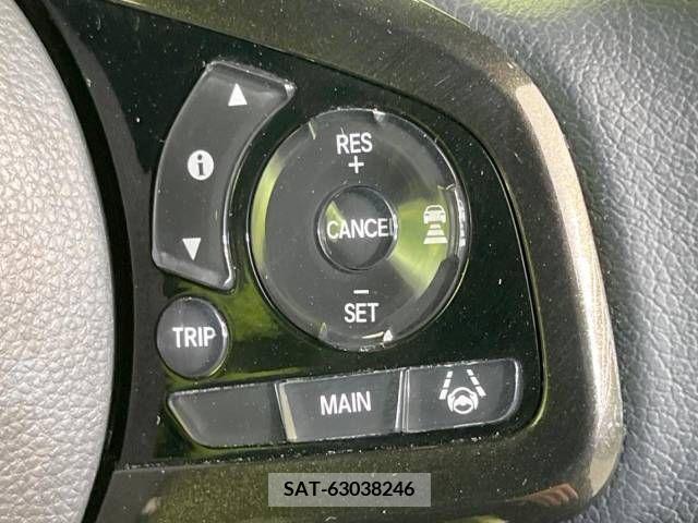 Honda N BOX CUSTOM 2018-06 233675-6