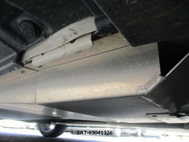 Suzuki SWIFT 2022-04 394394-18