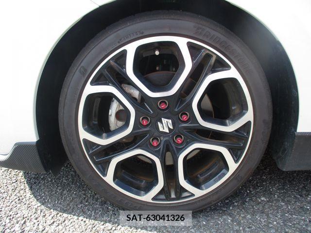 Suzuki SWIFT 2022-04 394394-19