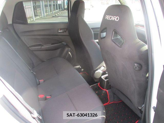Suzuki SWIFT 2022-04 394394-13