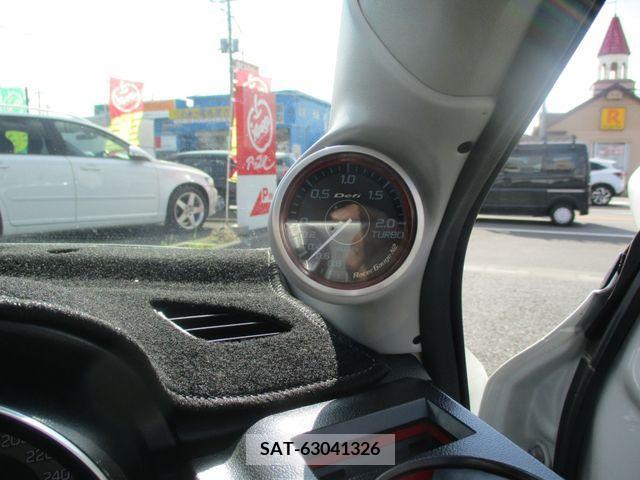 Suzuki SWIFT 2022-04 394394-11
