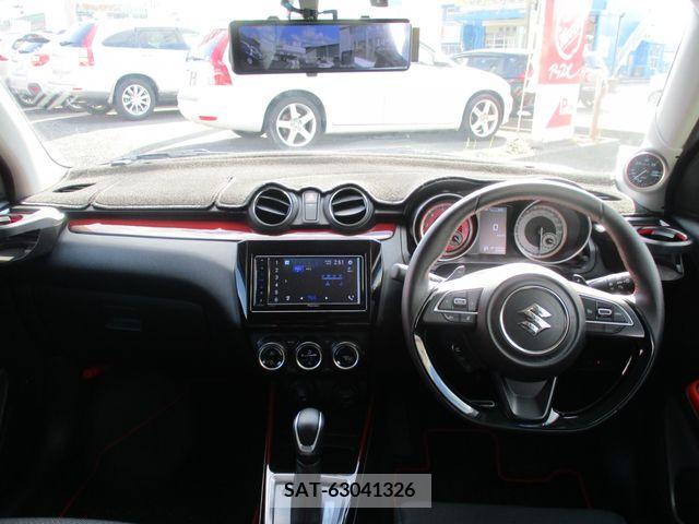 Suzuki SWIFT 2022-04 394394-1