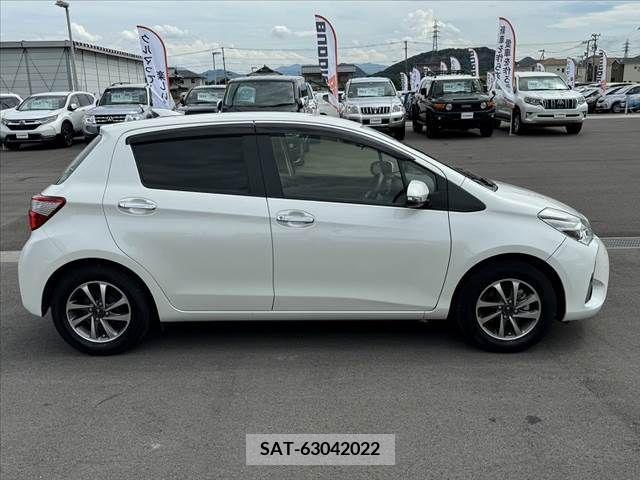 Toyota VITZ 2019-07 342501-11