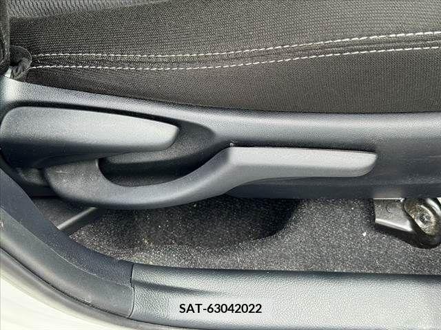 Toyota VITZ 2019-07 342501-27