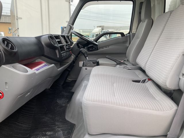 Toyota DYNA TRUCK 2019-03 194429-8