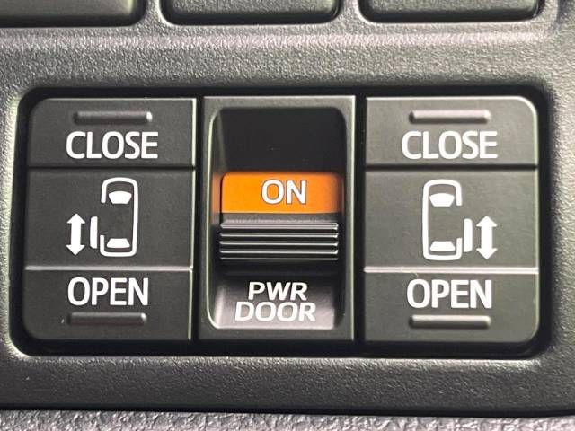 Toyota VOXY 2019-05 182037-5