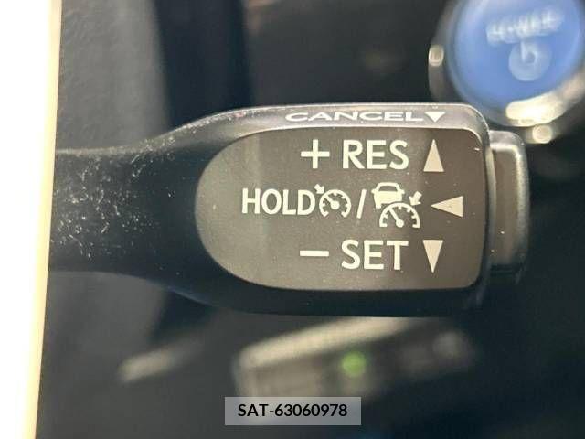 Toyota PRIUS 2016-03 366417-5
