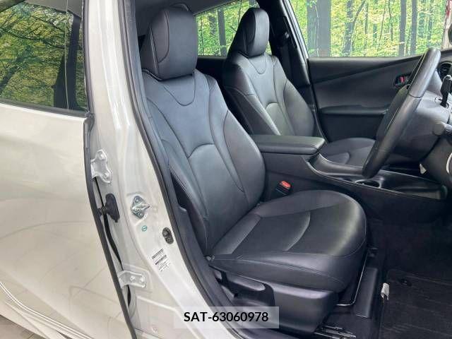 Toyota PRIUS 2016-03 366417-8