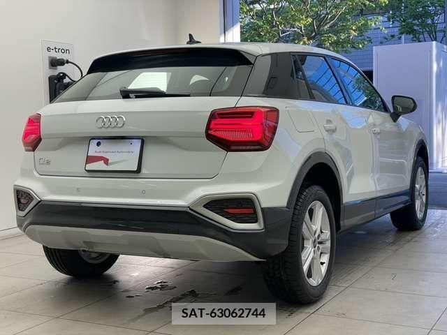 Audi Q2 2024-02 346250-1