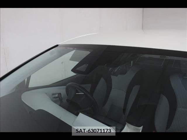 Toyota PRIUS 2016-06 281921-4