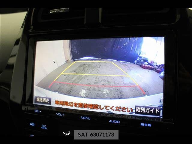 Toyota PRIUS 2016-06 281921-13