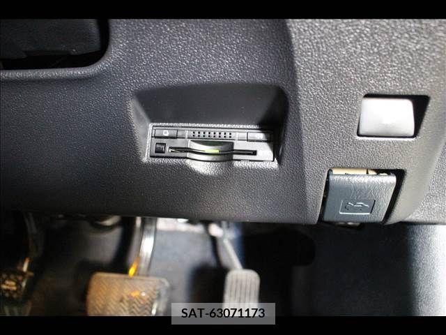 Toyota PRIUS 2016-06 281921-11