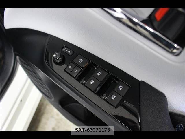 Toyota PRIUS 2016-06 281921-9
