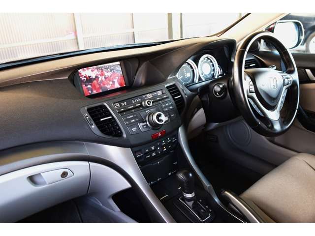 Honda ACCORD TOURER 2008-12 8566-1
