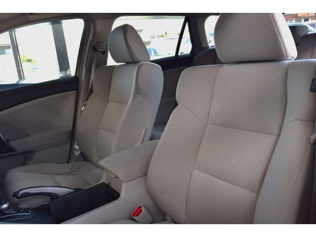Honda ACCORD TOURER 2008-12 8566-7