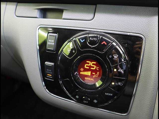 Nissan NV350 Caravan 2020-09 9297-11