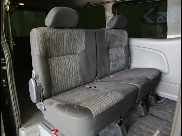 Nissan NV350 Caravan 2020-09 9297-20