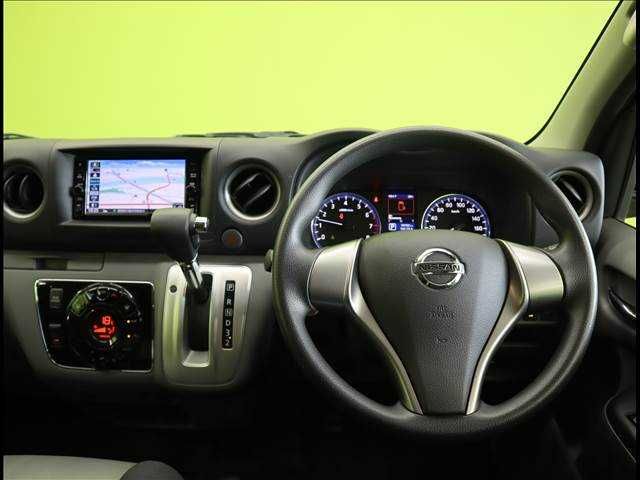 Nissan NV350 Caravan 2020-09 9297-16