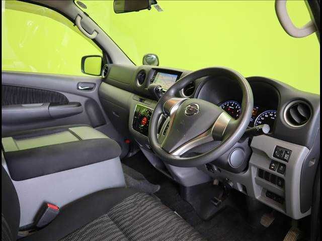 Nissan NV350 Caravan 2020-09 9297-15