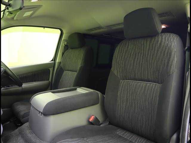 Nissan NV350 Caravan 2020-09 9297-24