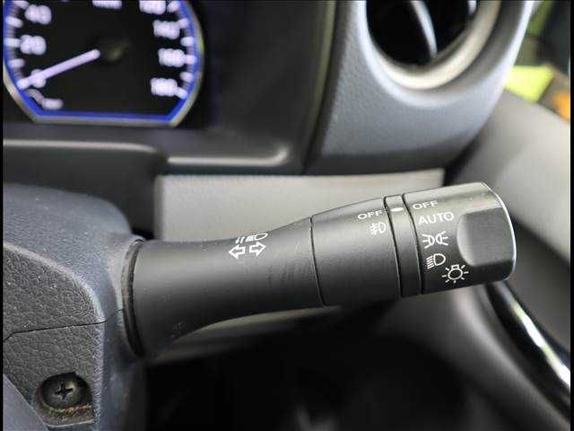 Nissan NV350 Caravan 2020-09 9297-27