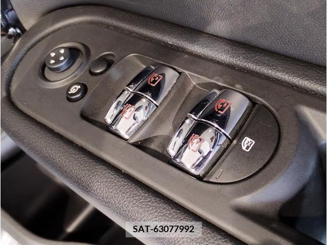 Bmw MINI 2020-10 338975-22