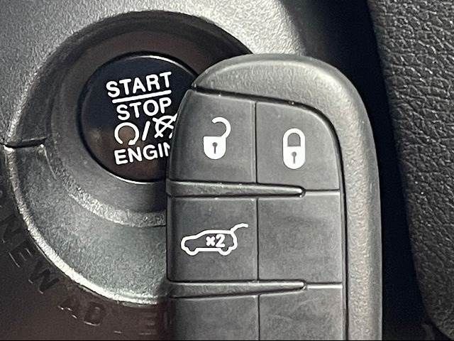 Jeep RENEGADE 2016-09 23632-5