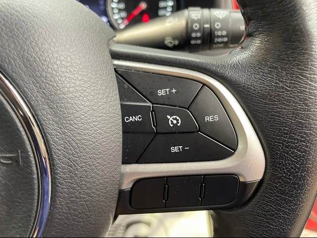 Jeep RENEGADE 2016-09 23632-4