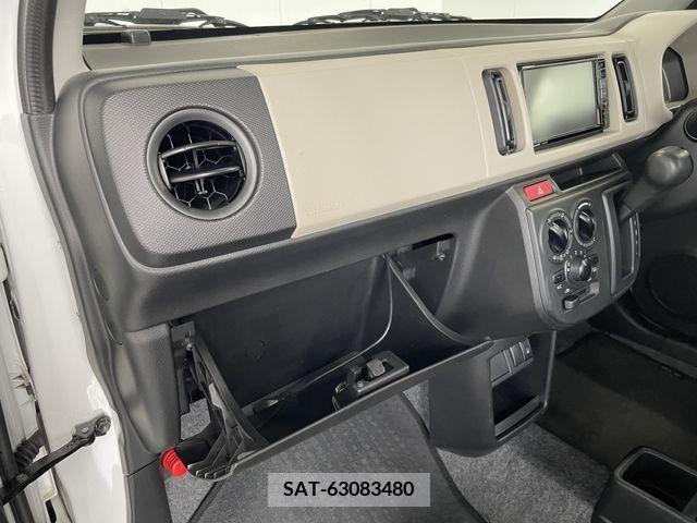 Suzuki ALTO 2019-04 305140-18