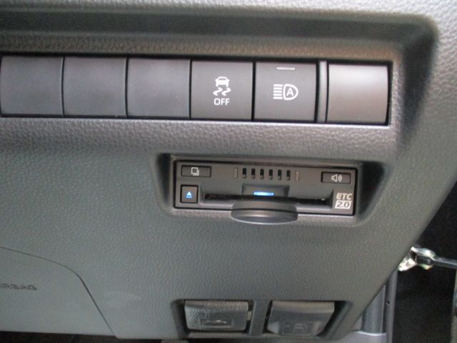 Toyota HARRIER 2021-03 16776-26