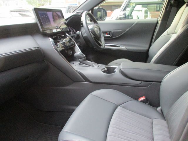 Toyota HARRIER 2021-03 16776-9