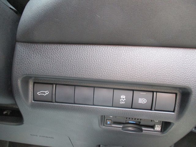 Toyota HARRIER 2021-03 16776-23