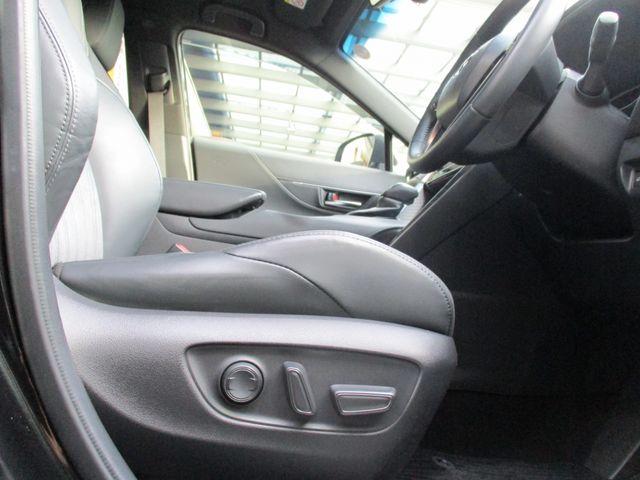 Toyota HARRIER 2021-03 16776-12