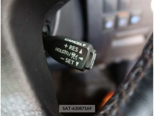 Toyota ALPHARD 2019-09 280415-16