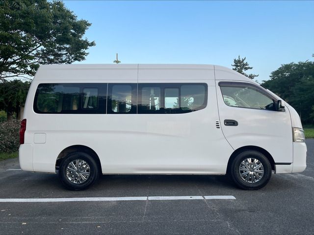 Nissan NV350 Caravan 2013-07 6282-4