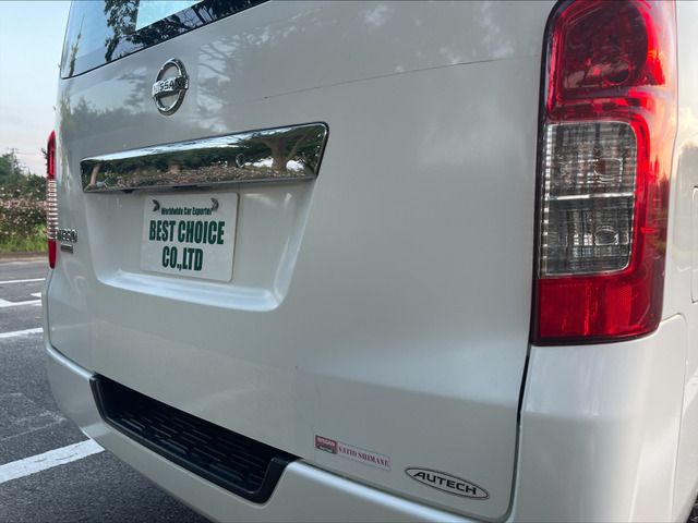 Nissan NV350 Caravan 2013-07 6282-18