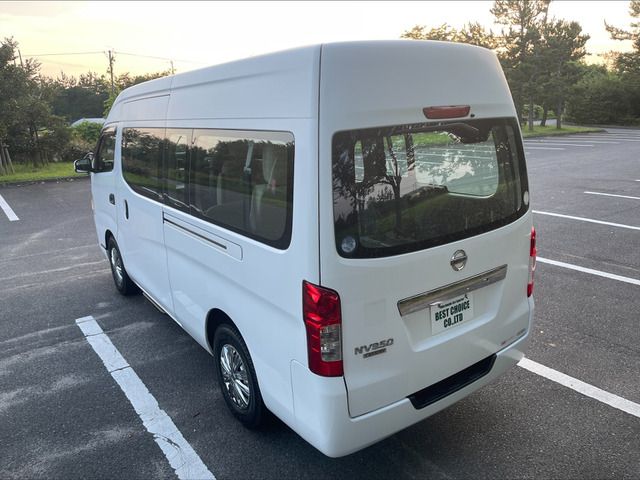 Nissan NV350 Caravan 2013-07 6282-12