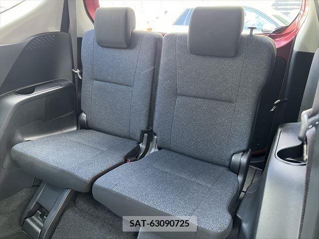 Toyota SIENTA 2016-01 394035-17