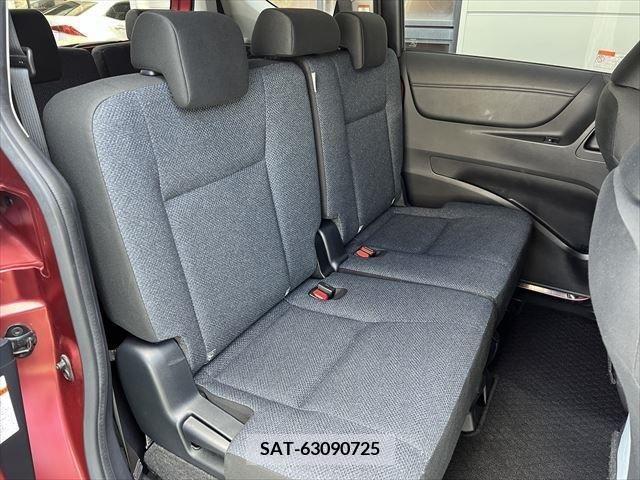 Toyota SIENTA 2016-01 394035-14