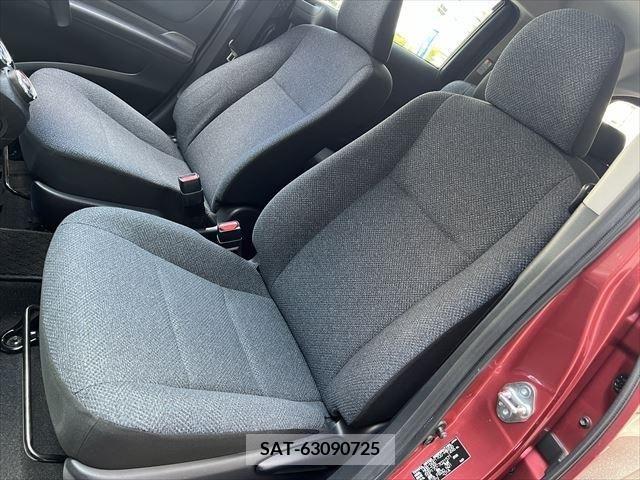 Toyota SIENTA 2016-01 394035-13